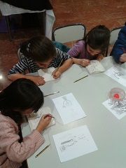 niños en taller sábados de enero 2015